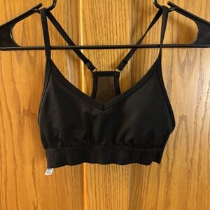 𝅺PINK Victoria’s Secret Ultimate Wireless Lightly Lined Sports Bra Size XS
